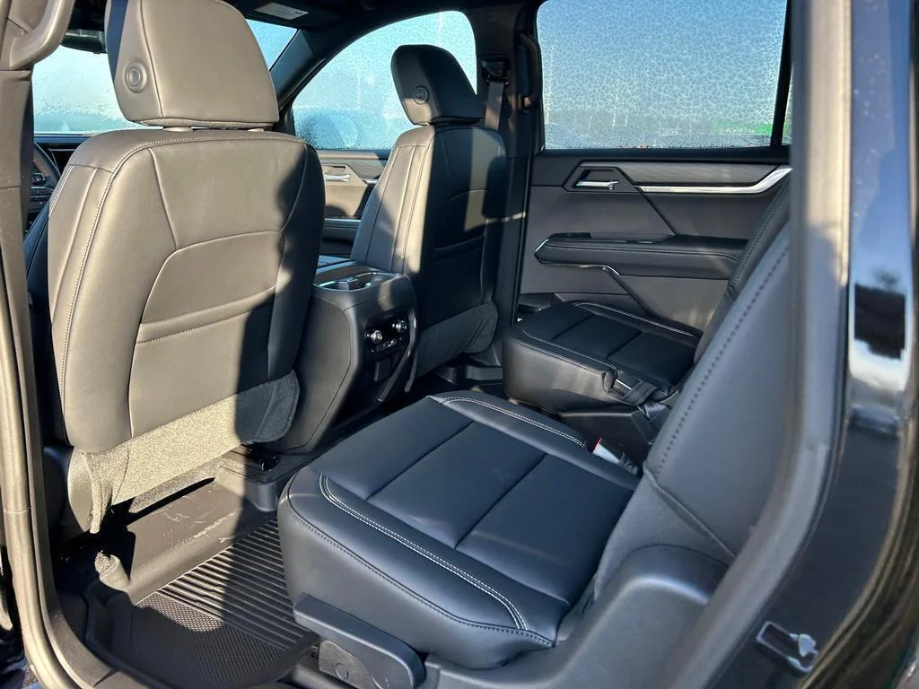 New 2026 Ebony Twilight Metallic GMC Elevation image 8