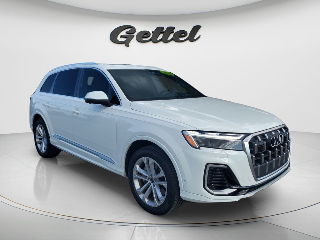 Used 2025  Audi 55 Premium Plus image 2