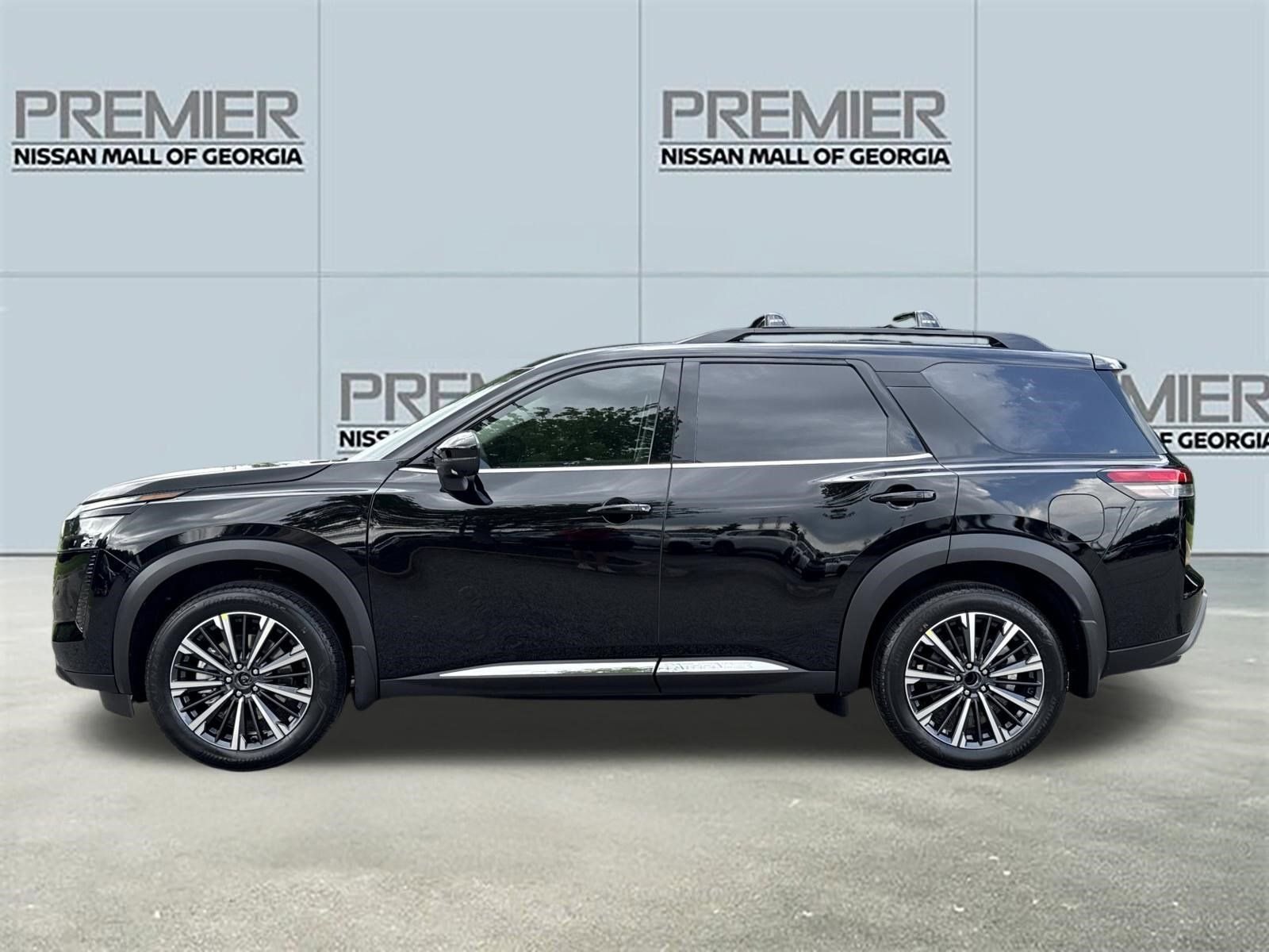 New 2026 Black Nissan Platinum image 21