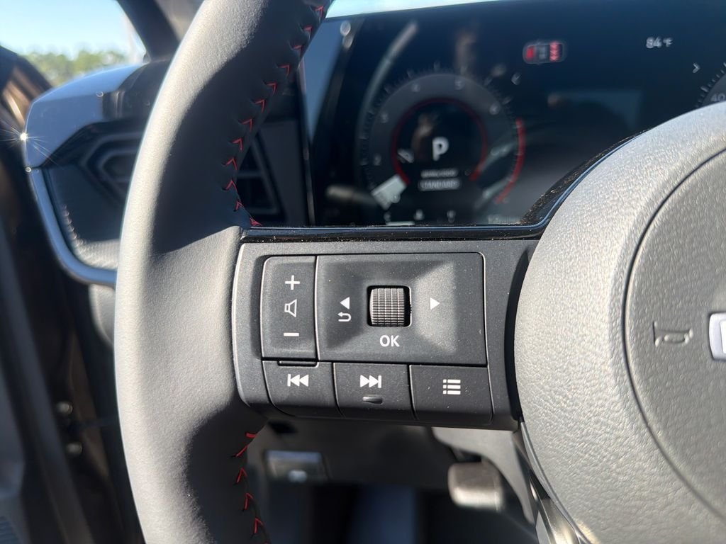 New 2026 Nissan Kicks SR 4D Sport Utility