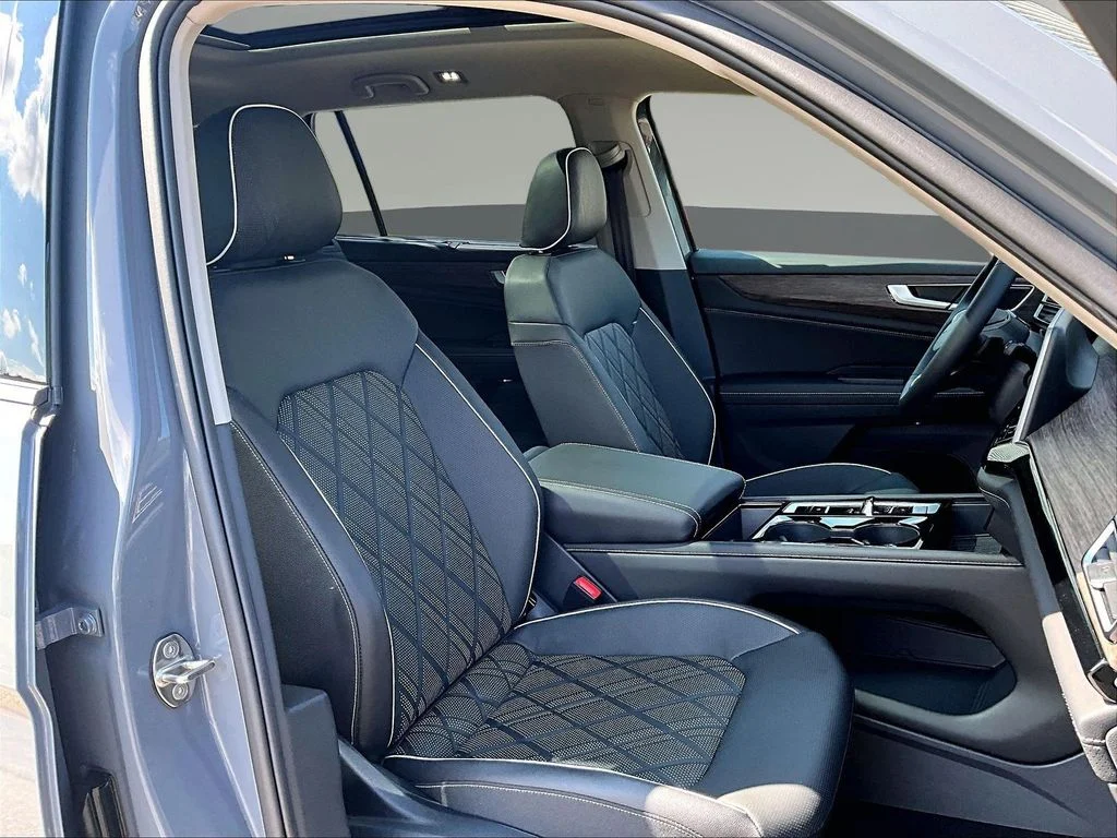 New 2026 Gray Volkswagen 2.0T SEL Premium R-Line image 30