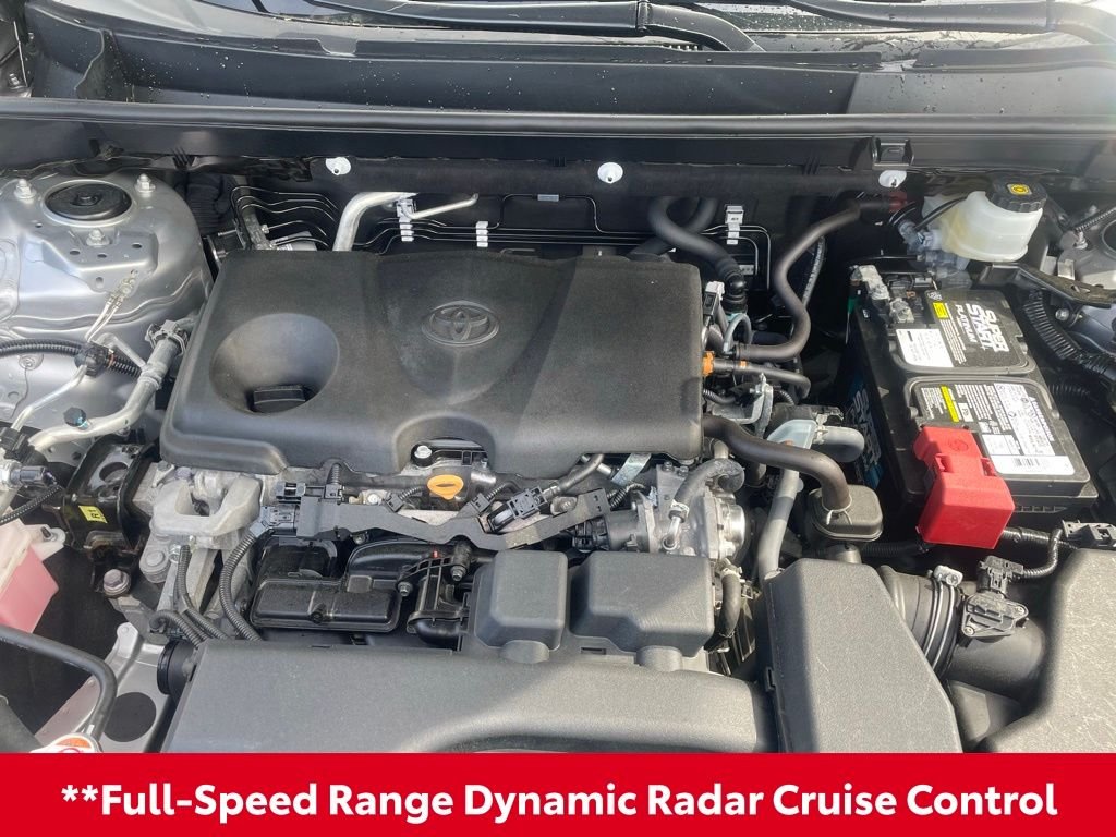 2024 Toyota RAV4 XLE - Photo 9