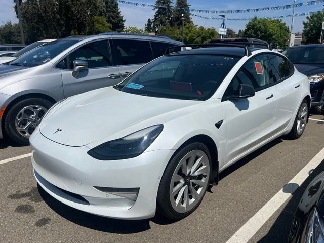 Used 2021  Tesla Standard Range Plus image 1