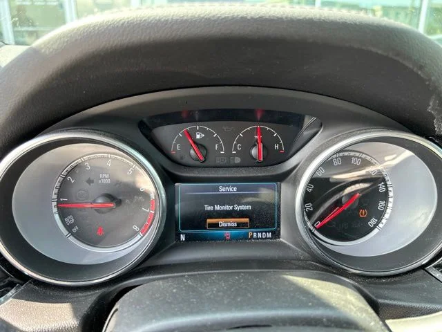 Used 2018 Black Buick Essence image 21