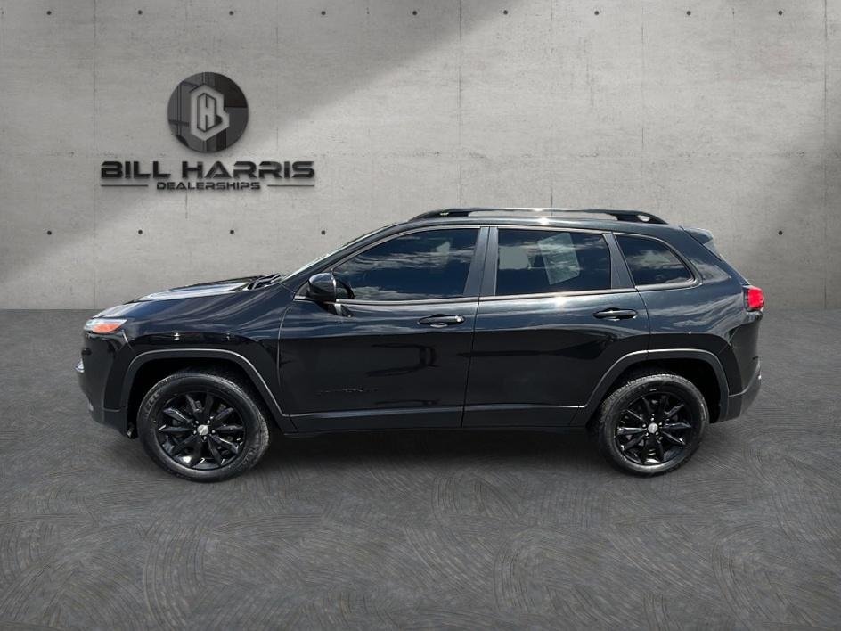 Used 2014 Black Jeep Latitude image 9