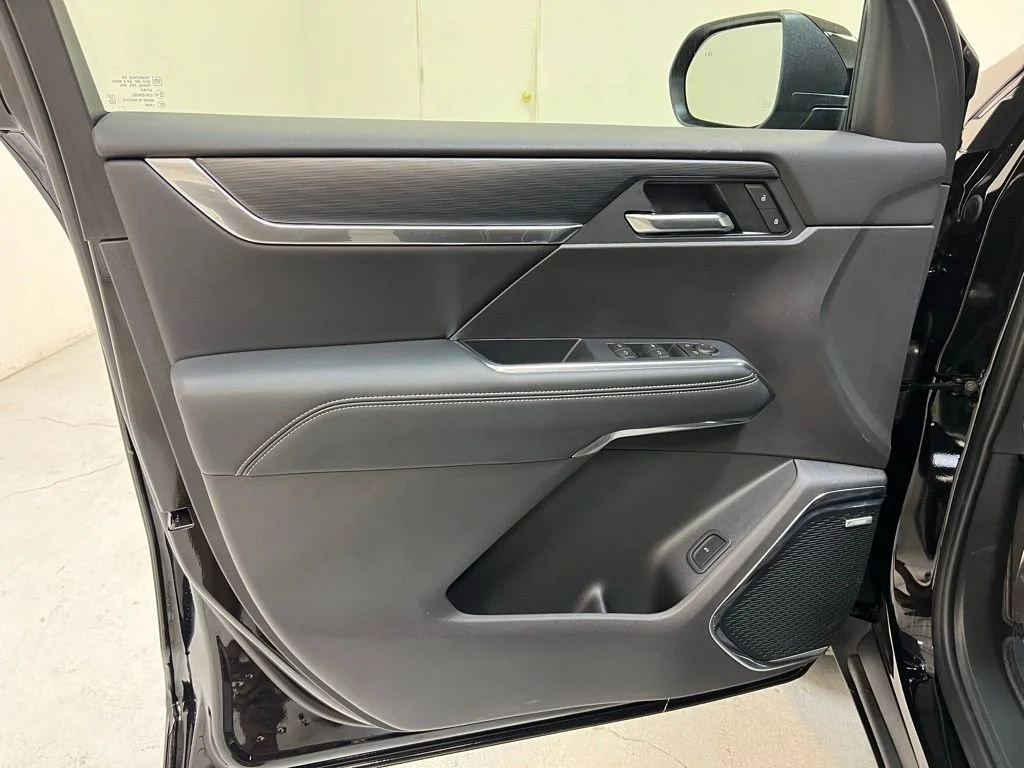 New 2026 Ebony Twilight Metallic GMC Elevation image 13