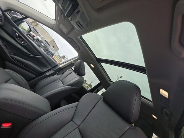 New 2026 SAPPHIRE BLUE PEARL Subaru Onyx Edition Touring 7-Passenger image 25