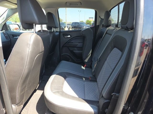 Used 2016 Black Chevrolet Z71 image 3