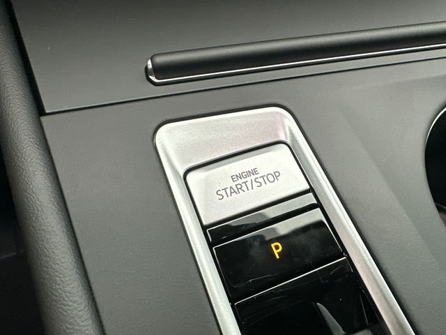 New 2026 White Volkswagen 2.0T SE image 25