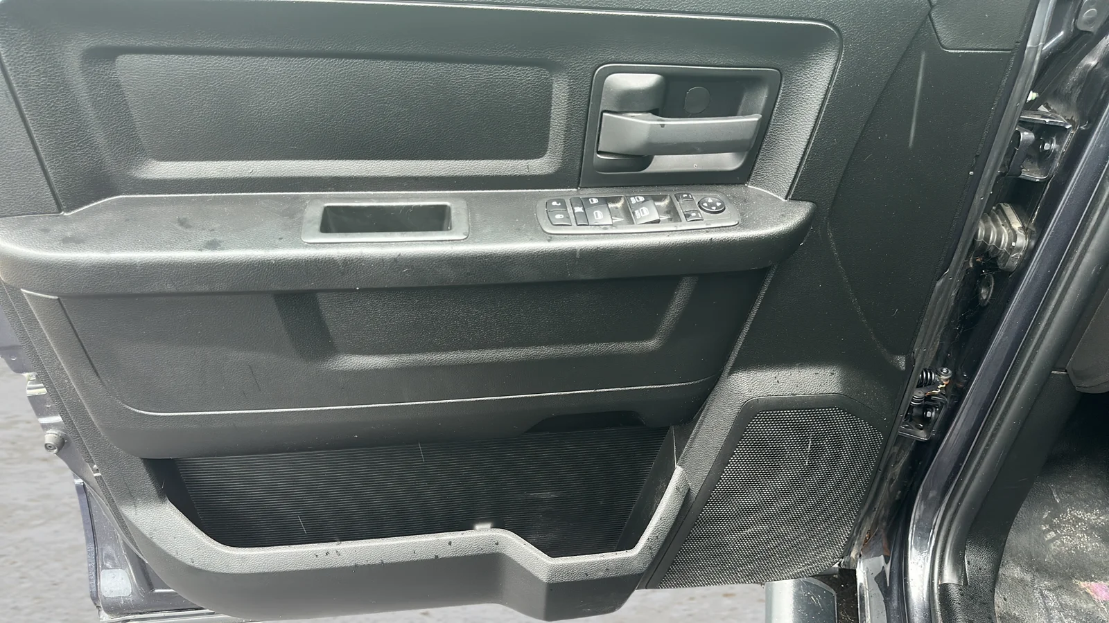 Used 2021 Gray Ram Tradesman image 18