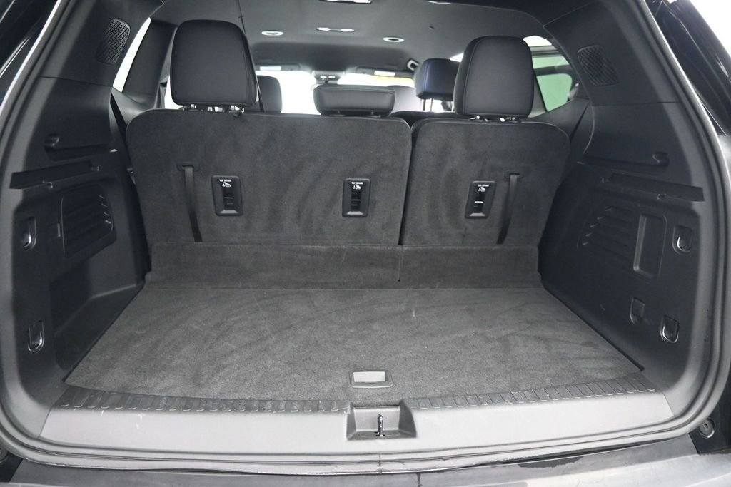 Used 2024 Black GMC AT4 image 14