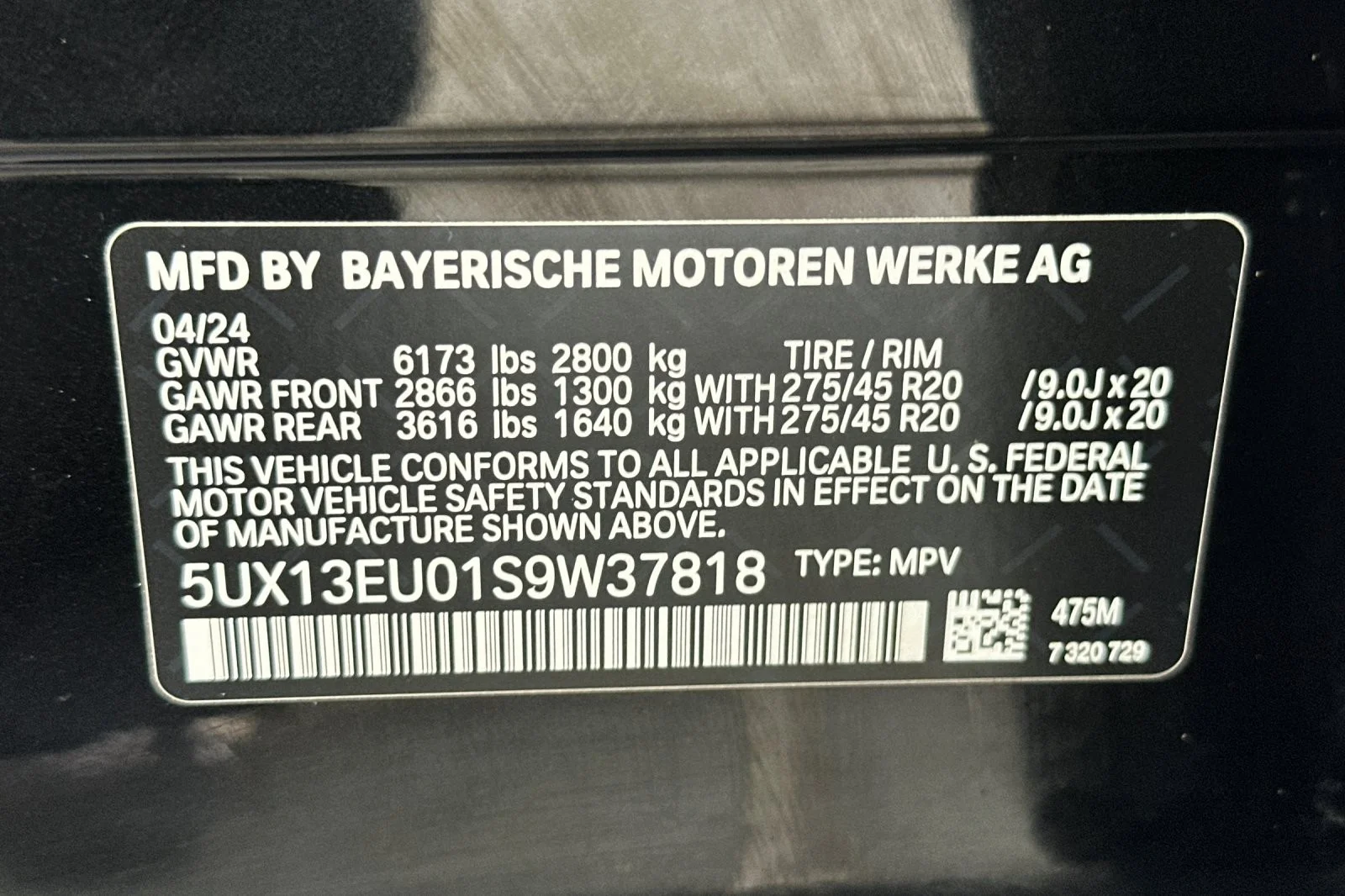 Used 2025 Black Sapphire Metallic BMW sDrive40i image 28