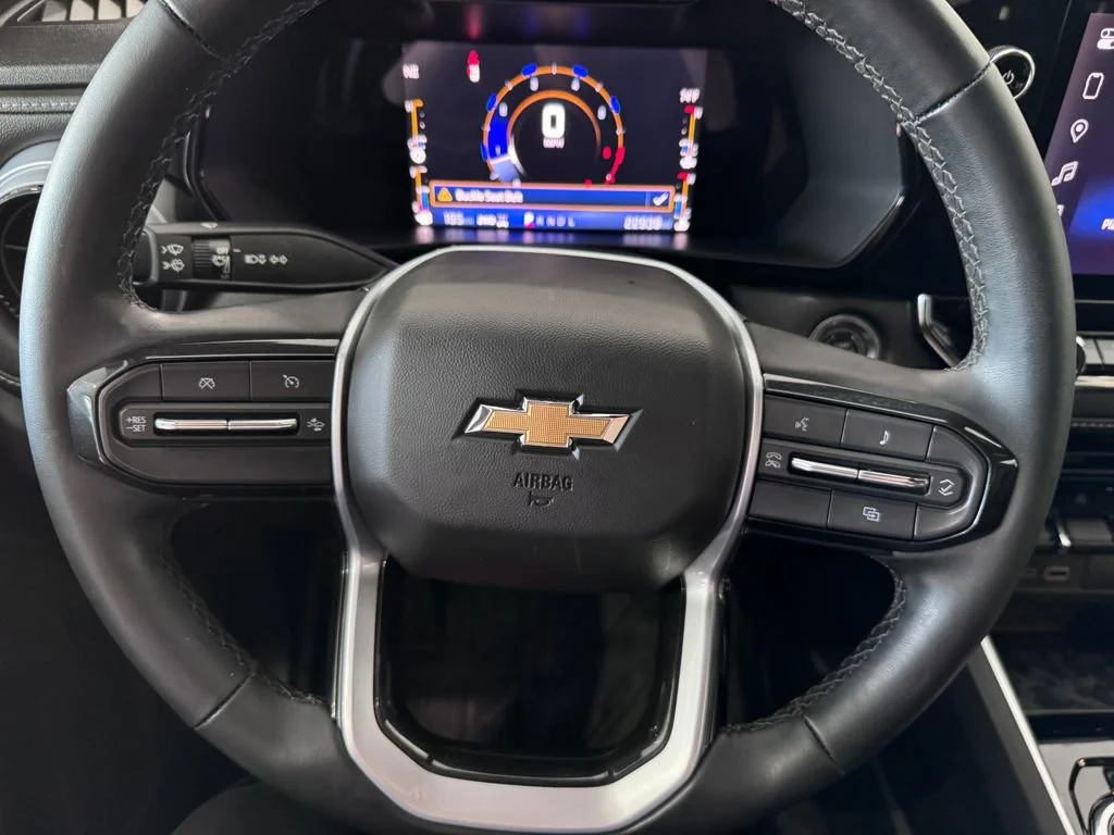 2023 Chevrolet Colorado LT - Photo 14