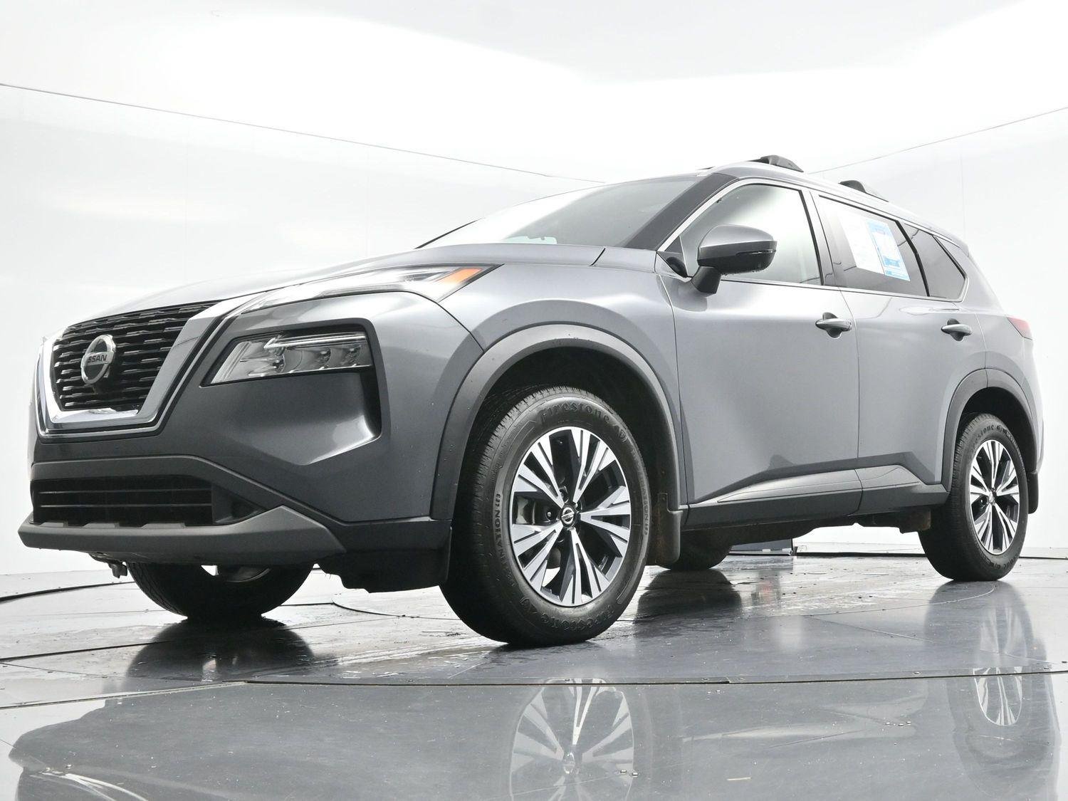 Used 2021 Gun Metallic Nissan SV image 46