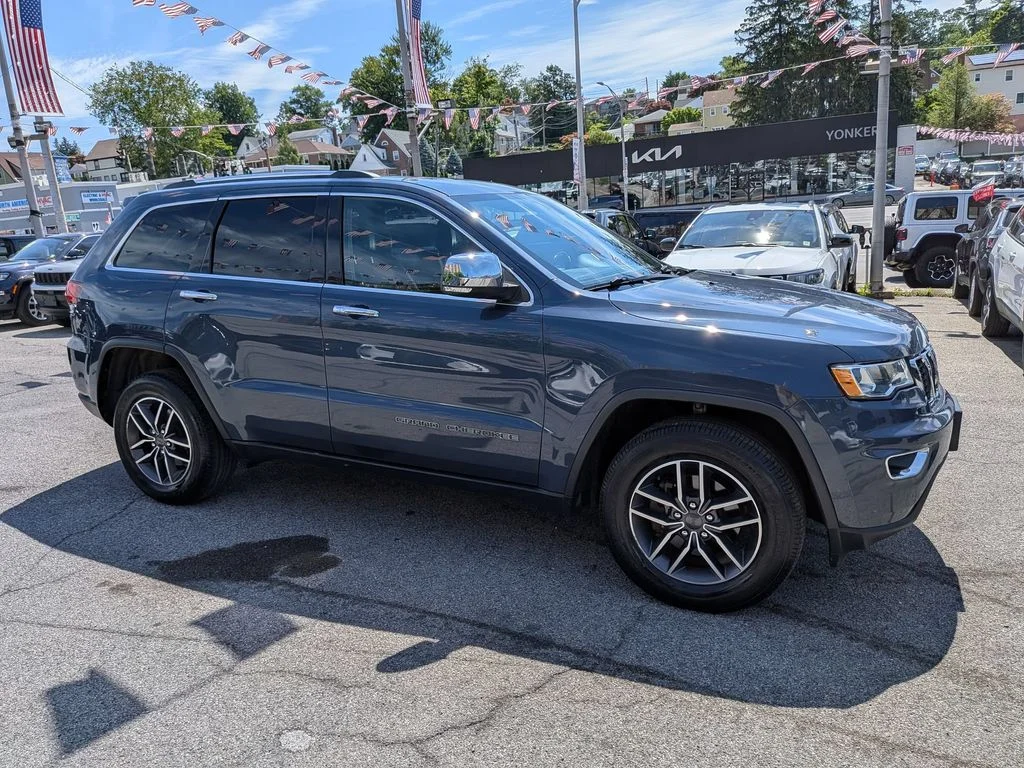 Used 2020 Blue Jeep Limited image 5