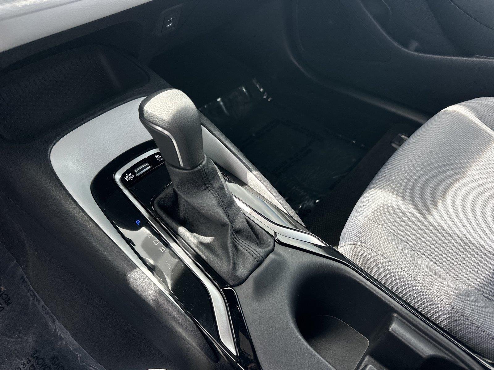 Used 2025 Celestite Toyota SE image 17