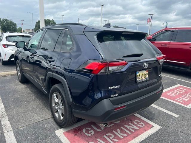 Used 2023  Toyota XLE image 4