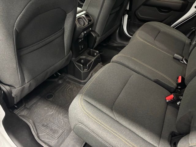 Used 2024 White Jeep Sahara image 10