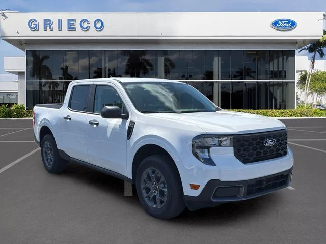 New 2026 Oxford White Ford XLT image 1