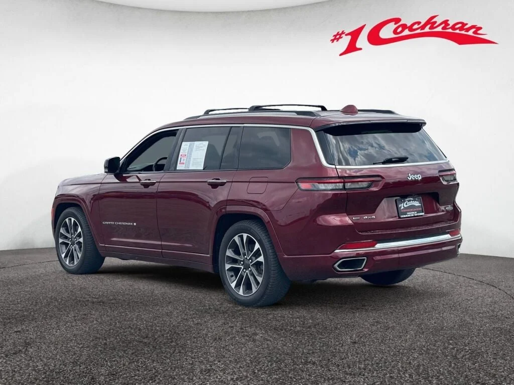 Certified Used 2022 Velvet Red Pearlcoat Jeep Overland image 26