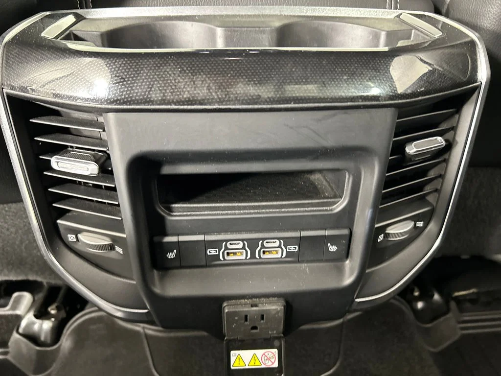 Used 2022 Black Ram Laramie image 19