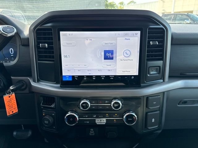 Used 2025 Gray Ford XLT image 22