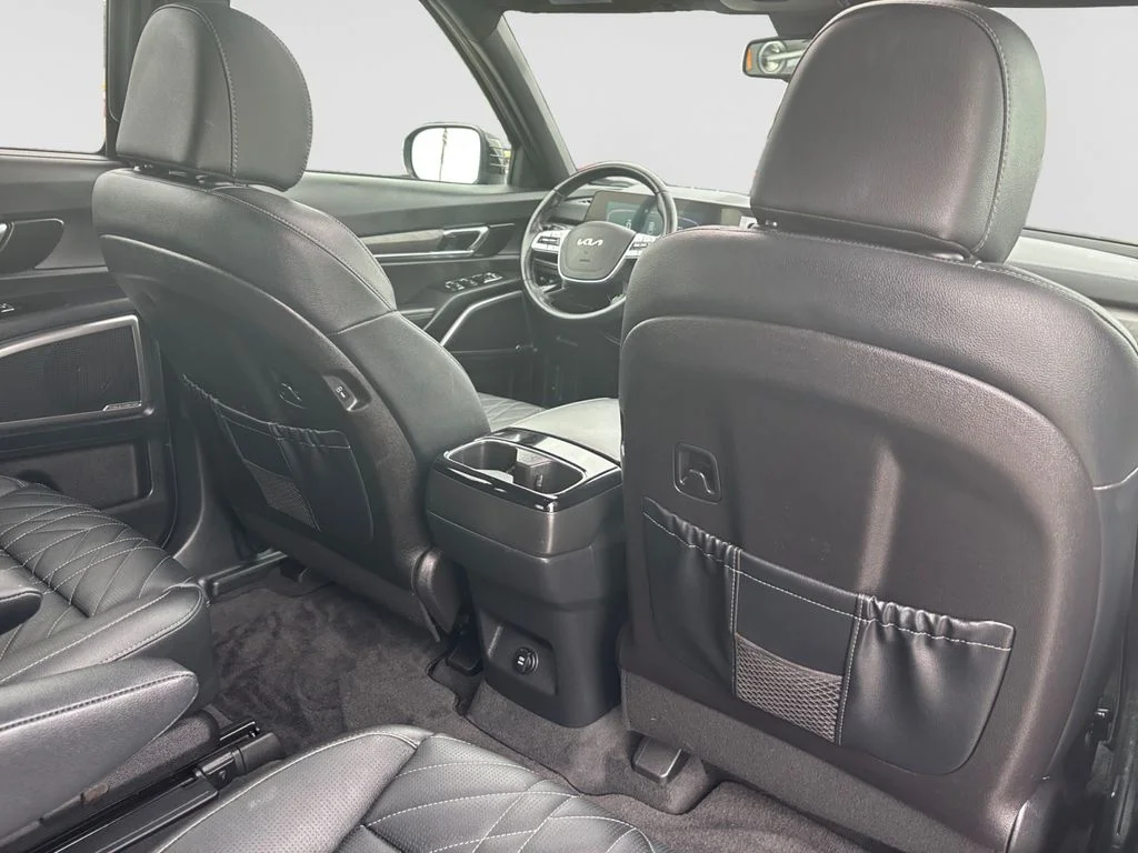 Used 2024 Black Kia EX X-Line image 32