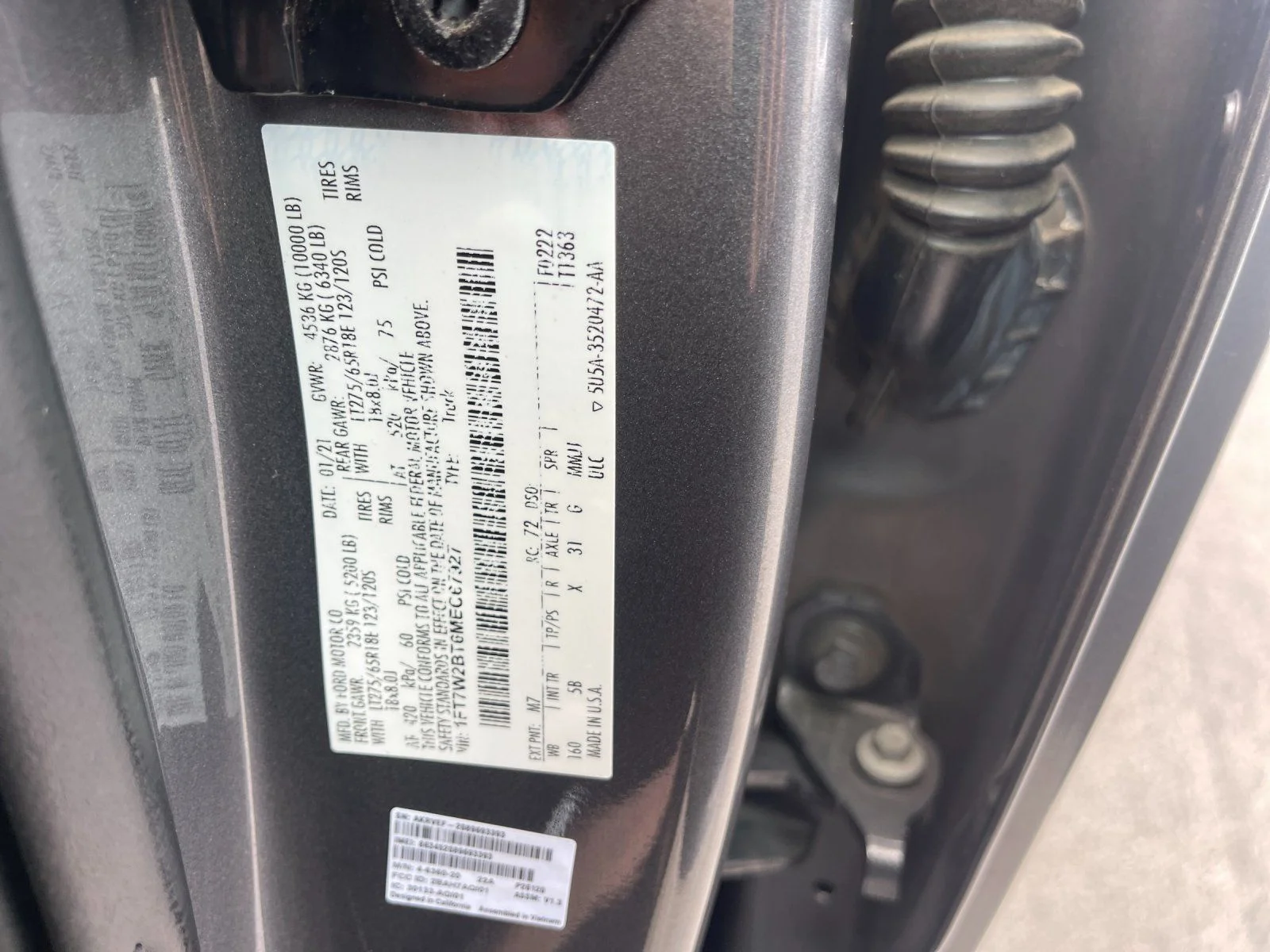 Used 2021 Gray Ford Lariat image 31
