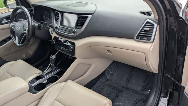 Used 2018 Black Hyundai SEL Plus image 30