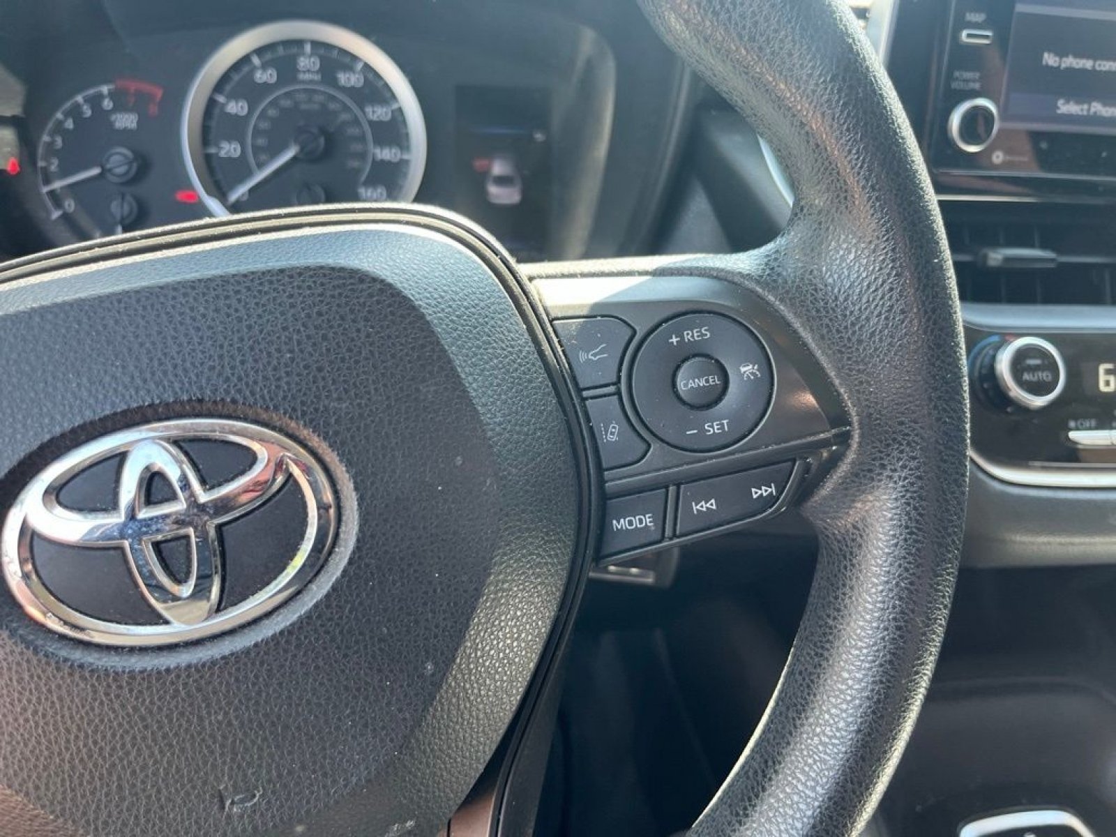 Used 2021 Black Sand Pearl Toyota LE image 10