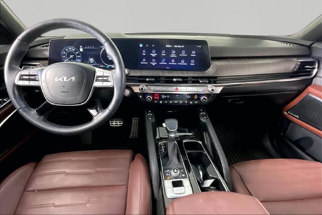 Used 2024 Red Kia SX-Prestige image 7