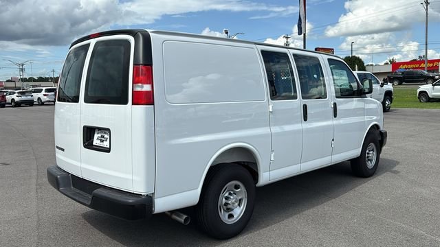 2025 Chevrolet Express Cargo Work Van - Photo 6