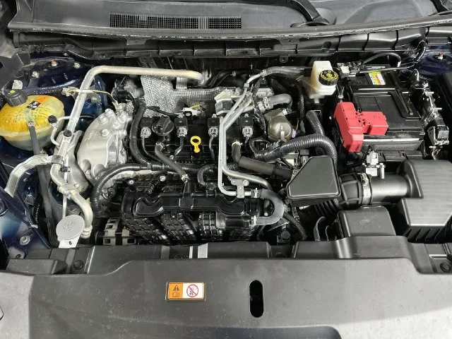 Certified Used 2023 Blue Mitsubishi SE image 22