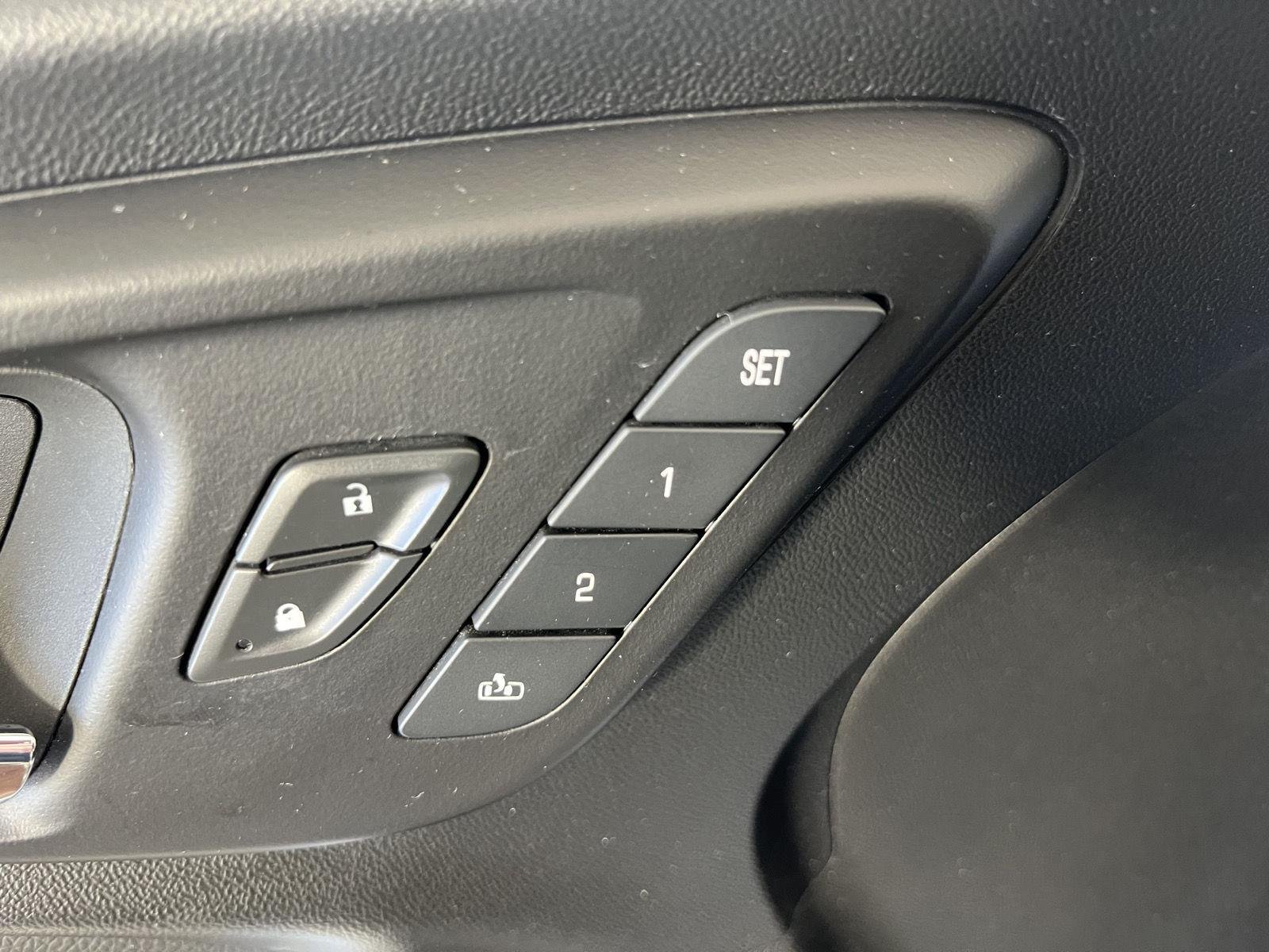 Used 2023 Summit White Chevrolet LT image 9