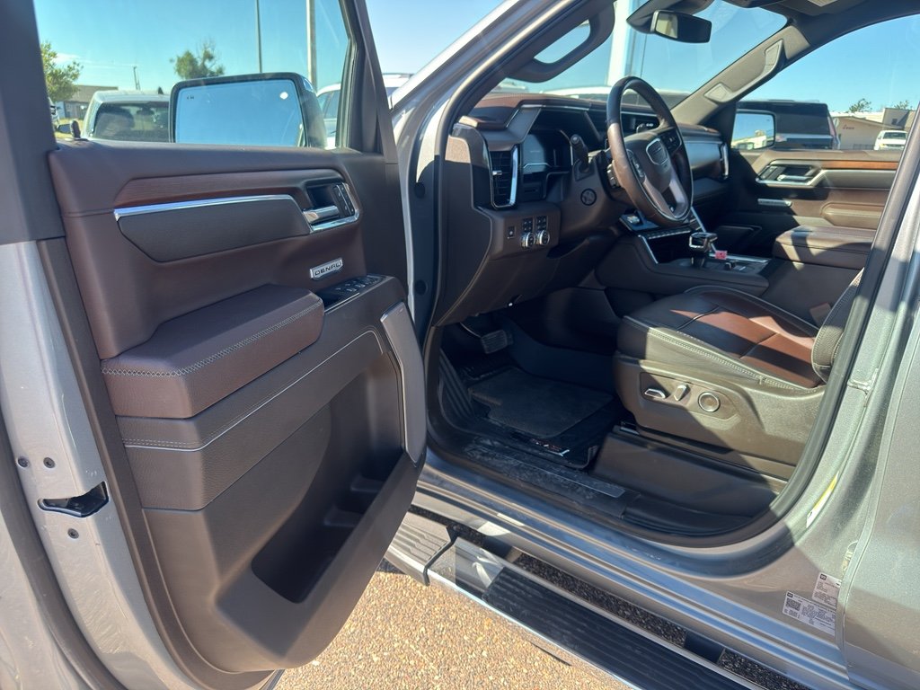 Used 2025 Sterling Metallic GMC Denali image 11
