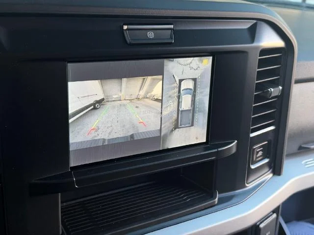 New 2027 Oxford White Ford F-350® XLT image 38