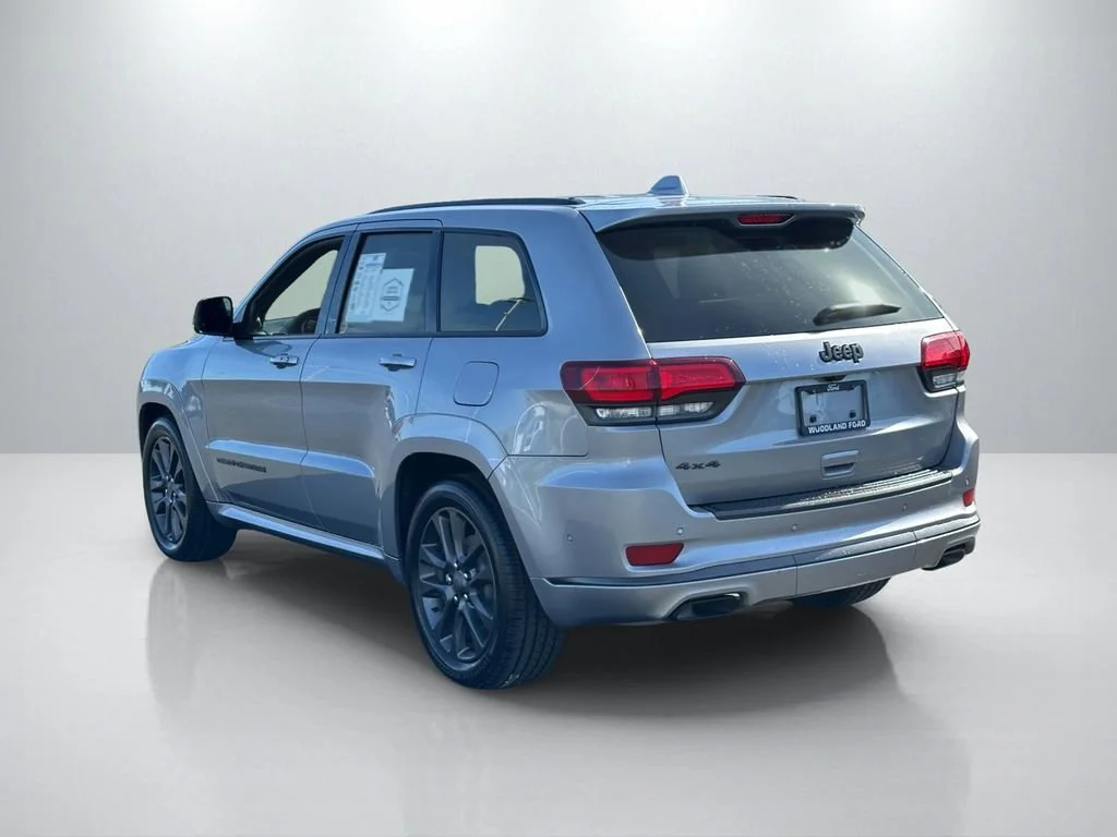 Used 2018 Silver Jeep High Altitude image 7