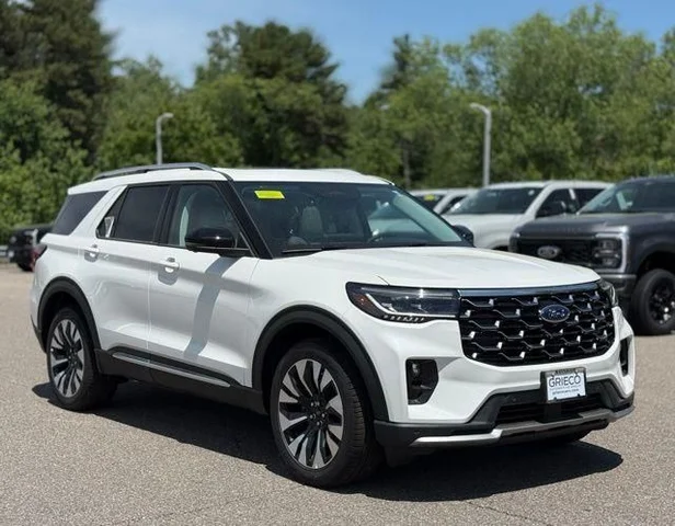 2026 Ford Explorer Platinum™