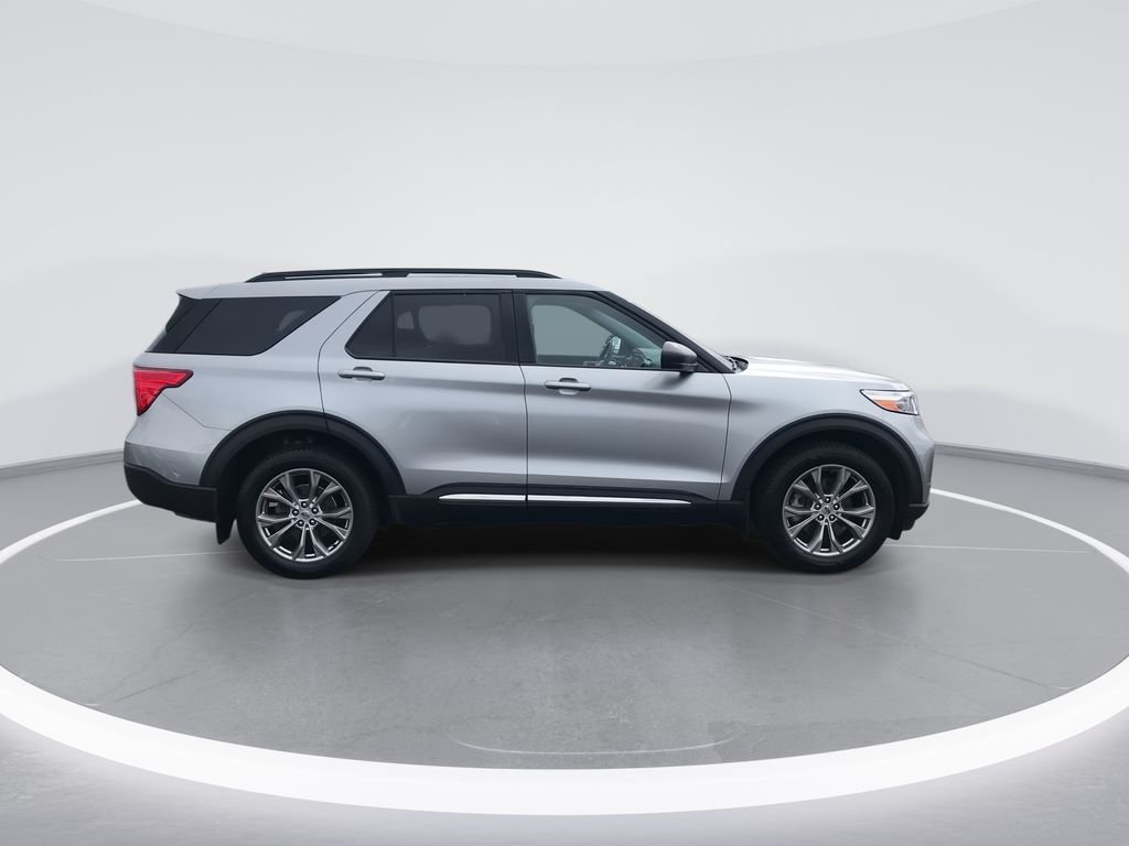 Used 2022 Silver Ford XLT image 9