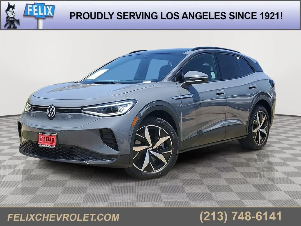 Used 2023  Volkswagen S image 1