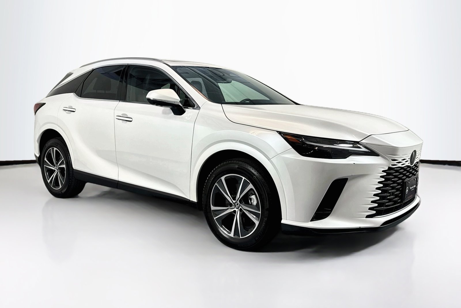 Used 2024 Eminent White Pearl Lexus RX 350 Premium image 3