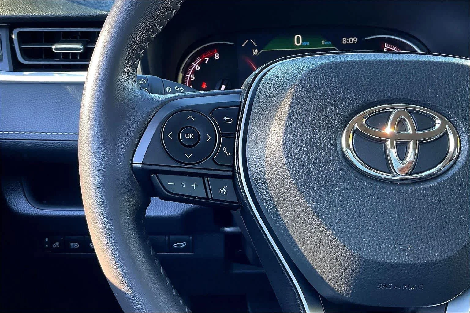 Used 2025 Magnetic Gray Metallic Toyota XLE Premium image 24