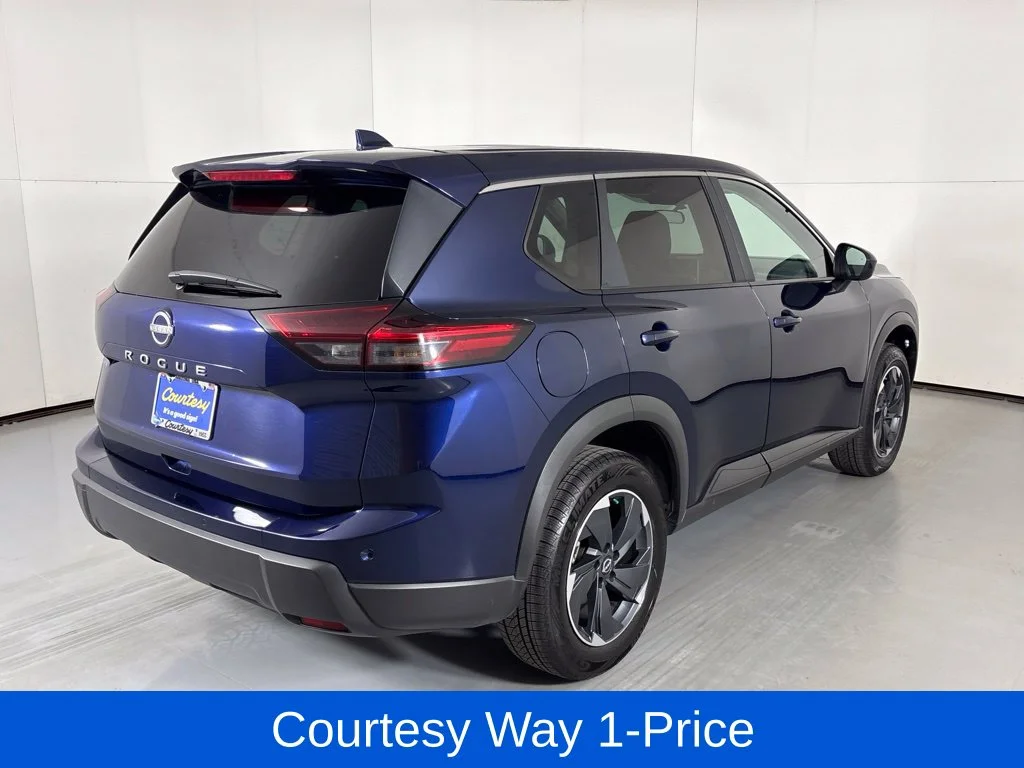 Used 2025 Blue Nissan SV image 11