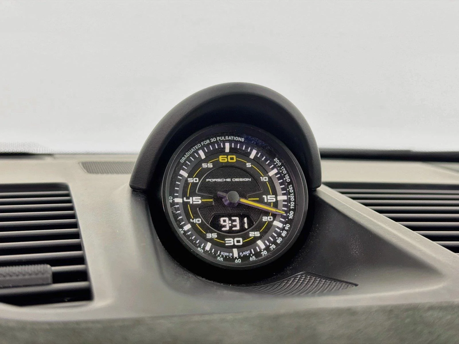 Used 2025 Slate Grey Neo Porsche GT3 image 17