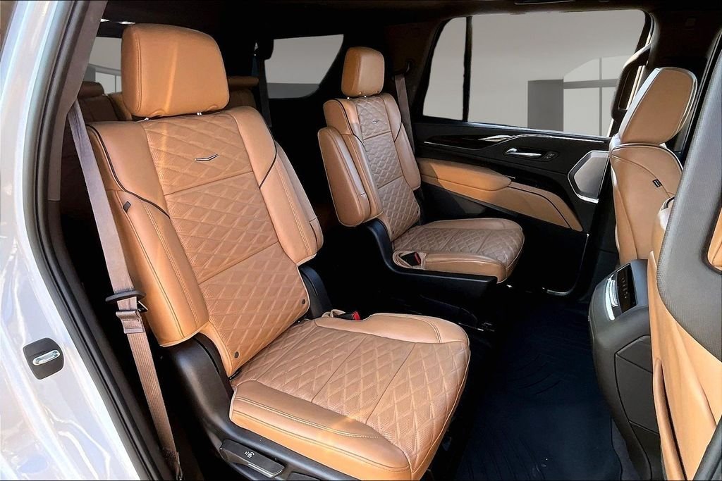 Used 2024 White Cadillac Sport image 29