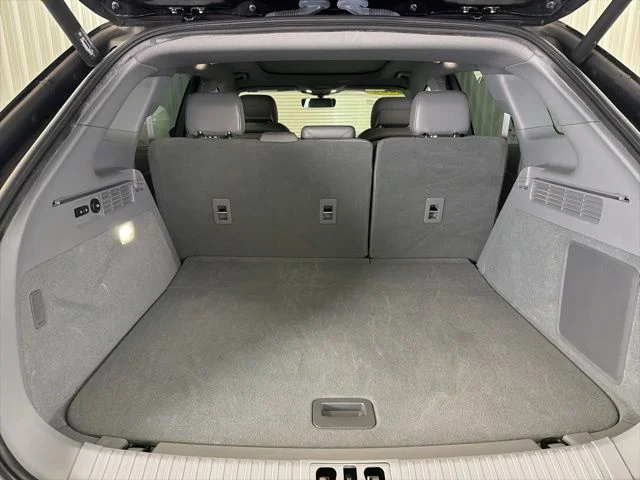 Used 2020 Black Lincoln Reserve image 26