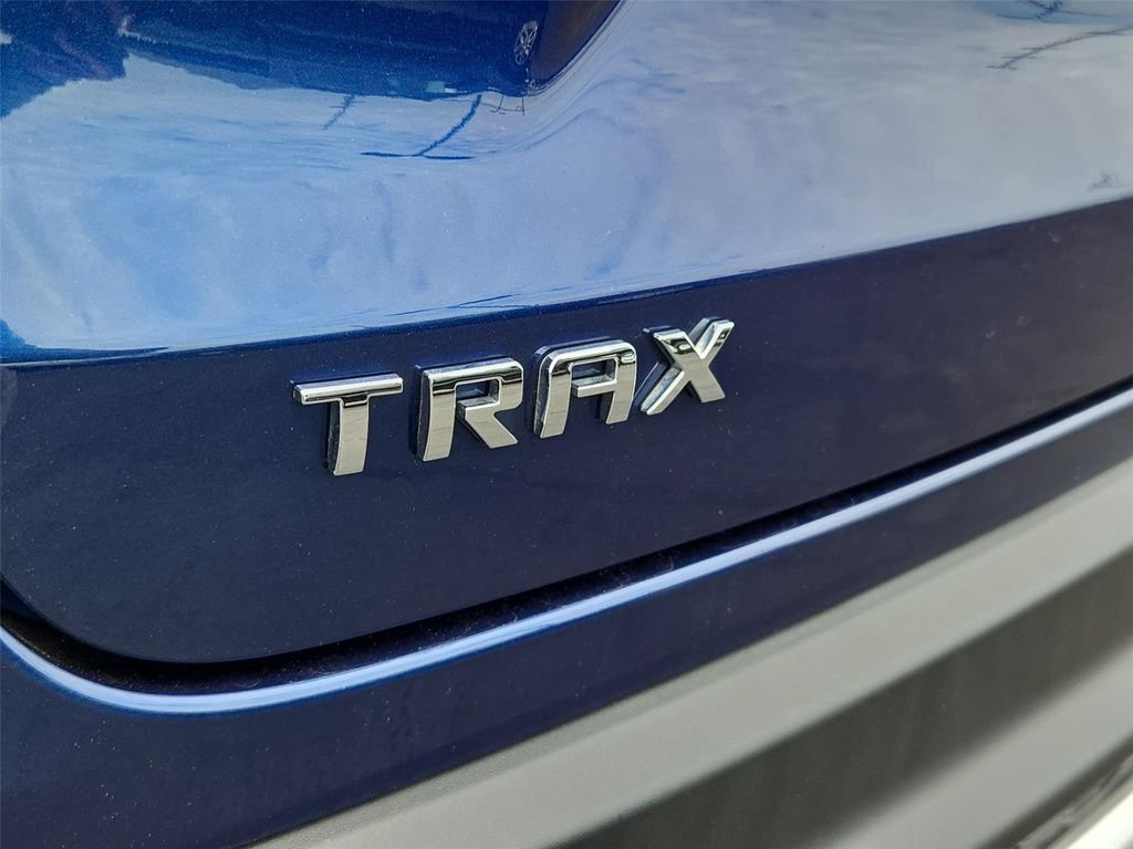 2024 Chevrolet Trax LT - Photo 22