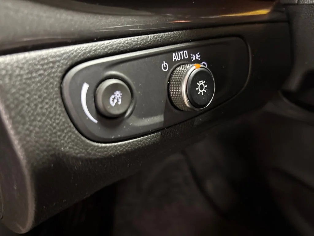 Used 2018 Black Buick Preferred image 13