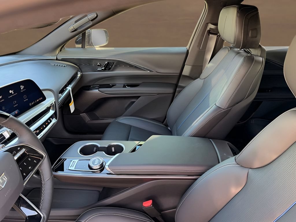 2026 Cadillac LYRIQ Luxury - Photo 8