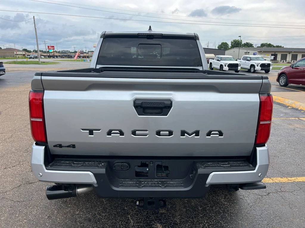 2026 Toyota Tacoma TRD Sport - Photo 19
